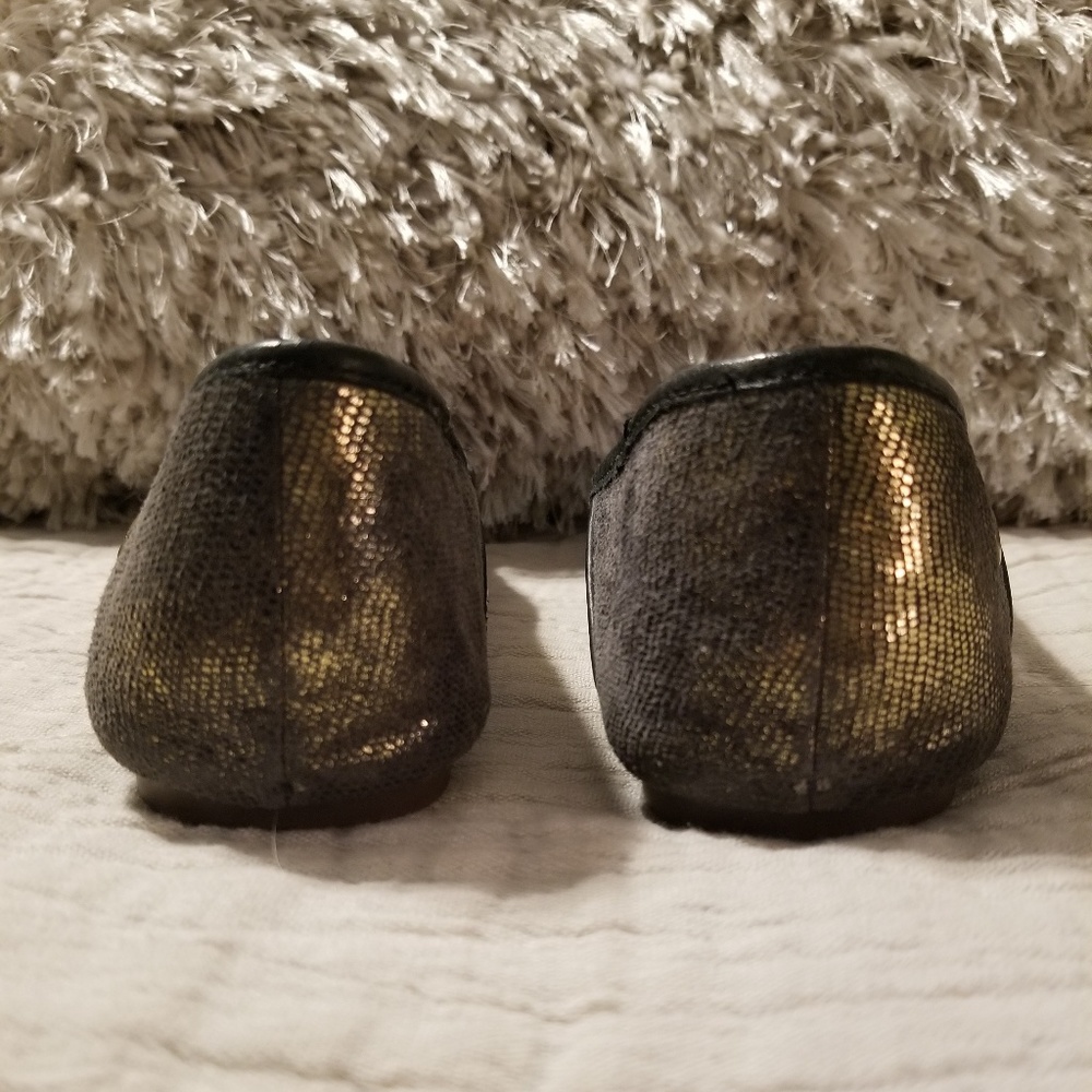 Euc Ugg Flats - image 3